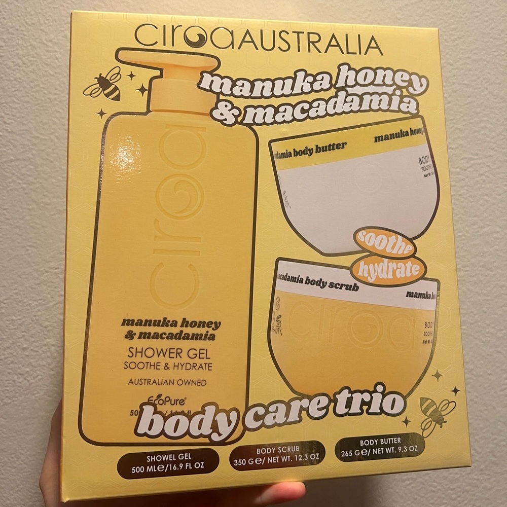 NEW CIROA manuka honey & macadamia Body Care Trio